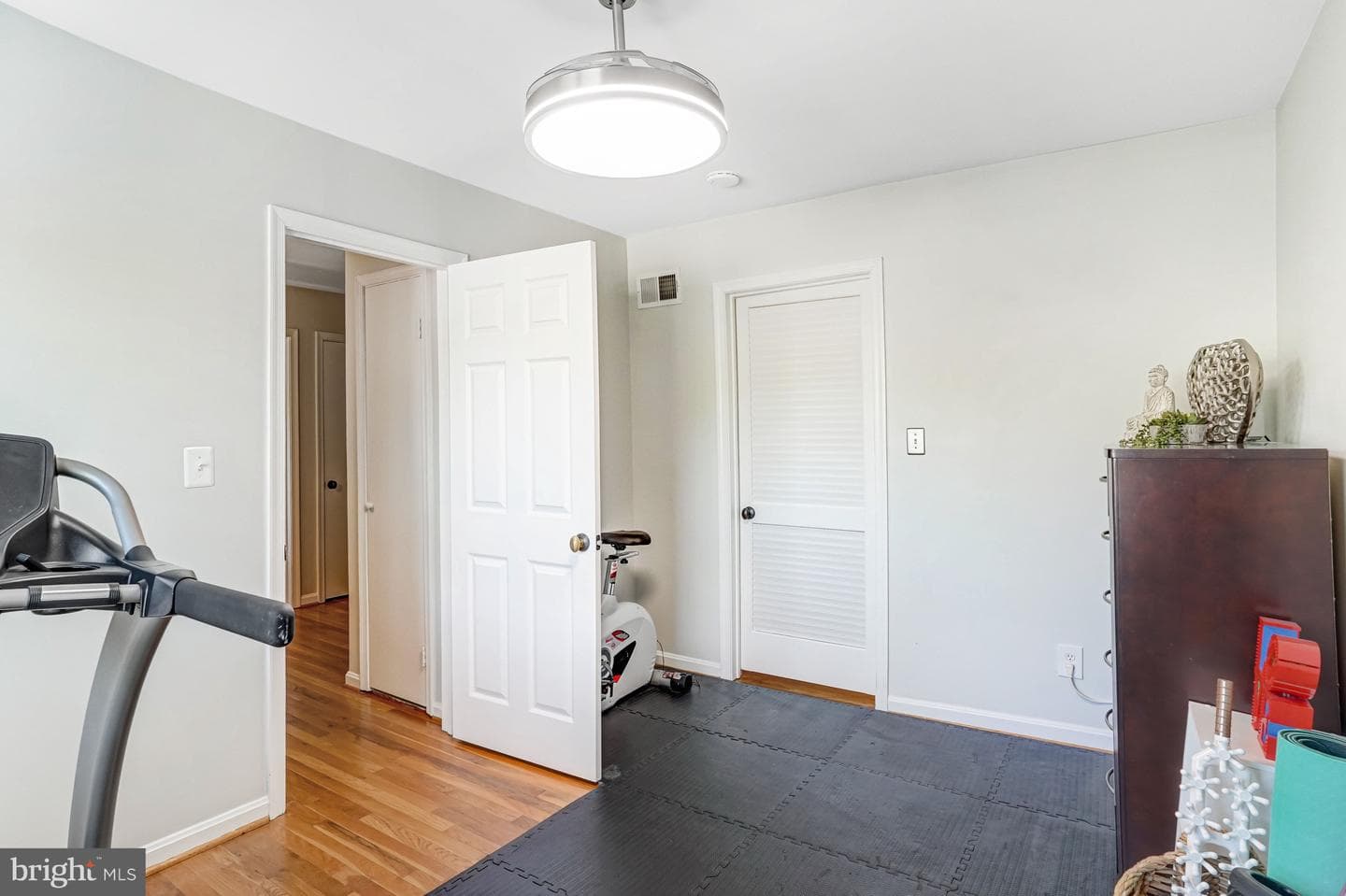 8428 Grenoble Court photo 27