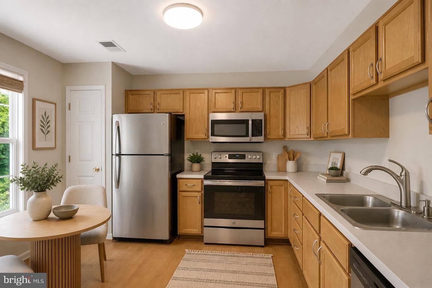 7530-E Coxton Court #113 photo 12