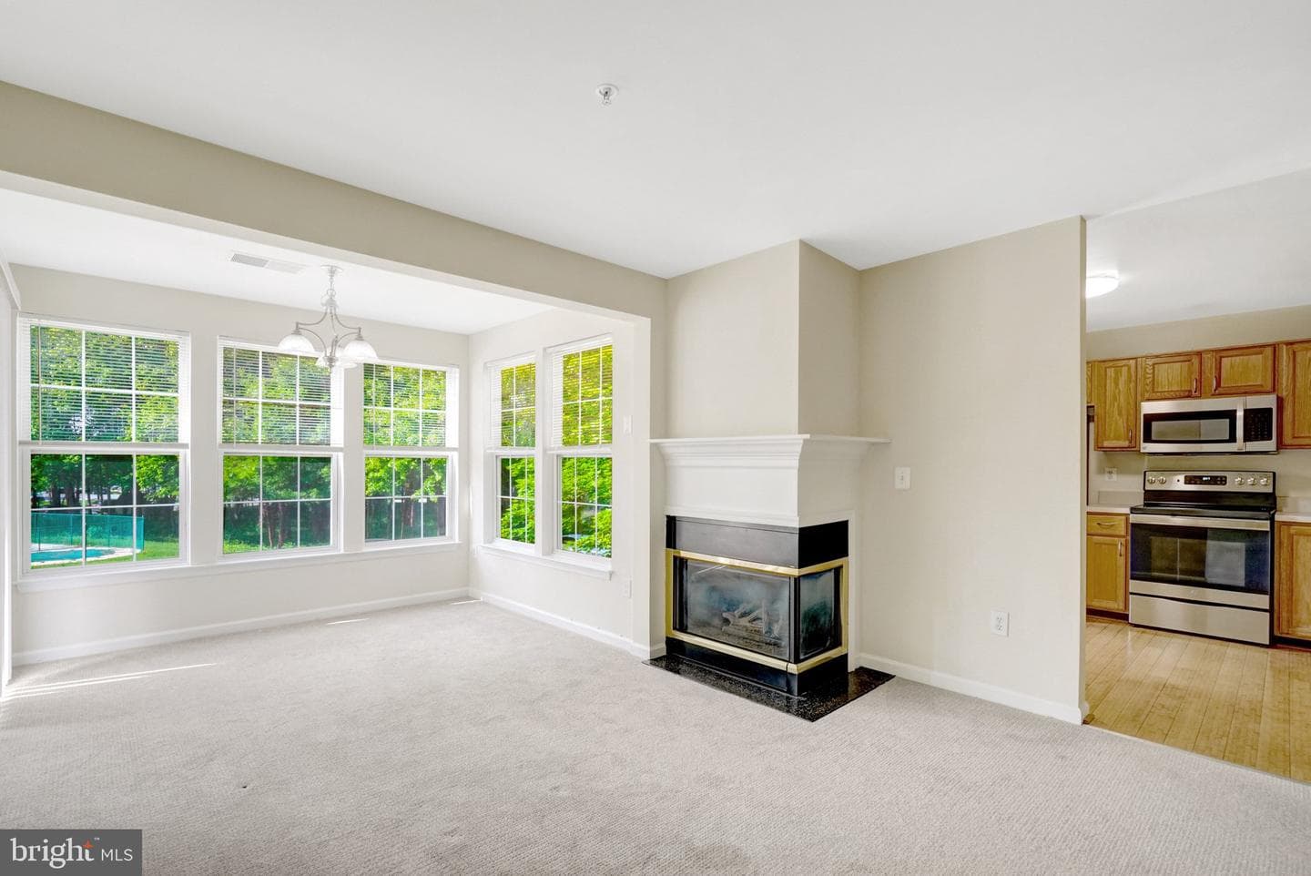 7530-E Coxton Court #113 photo 3