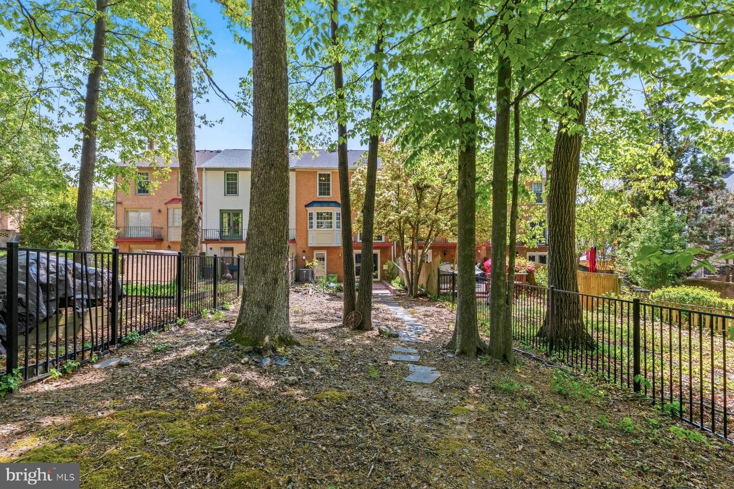 8240 Taunton Place photo 35