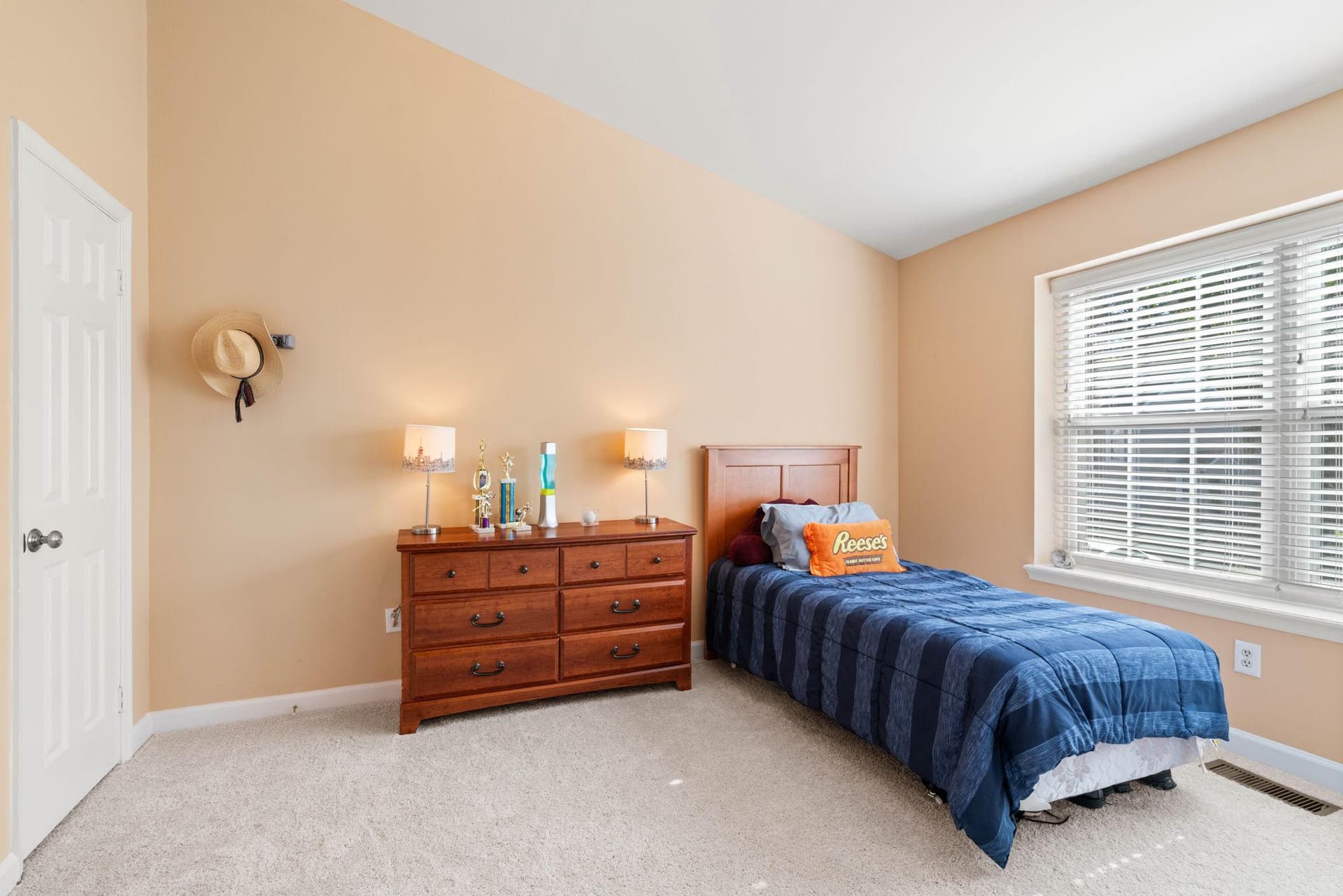 6122 Rocky Way photo 19
