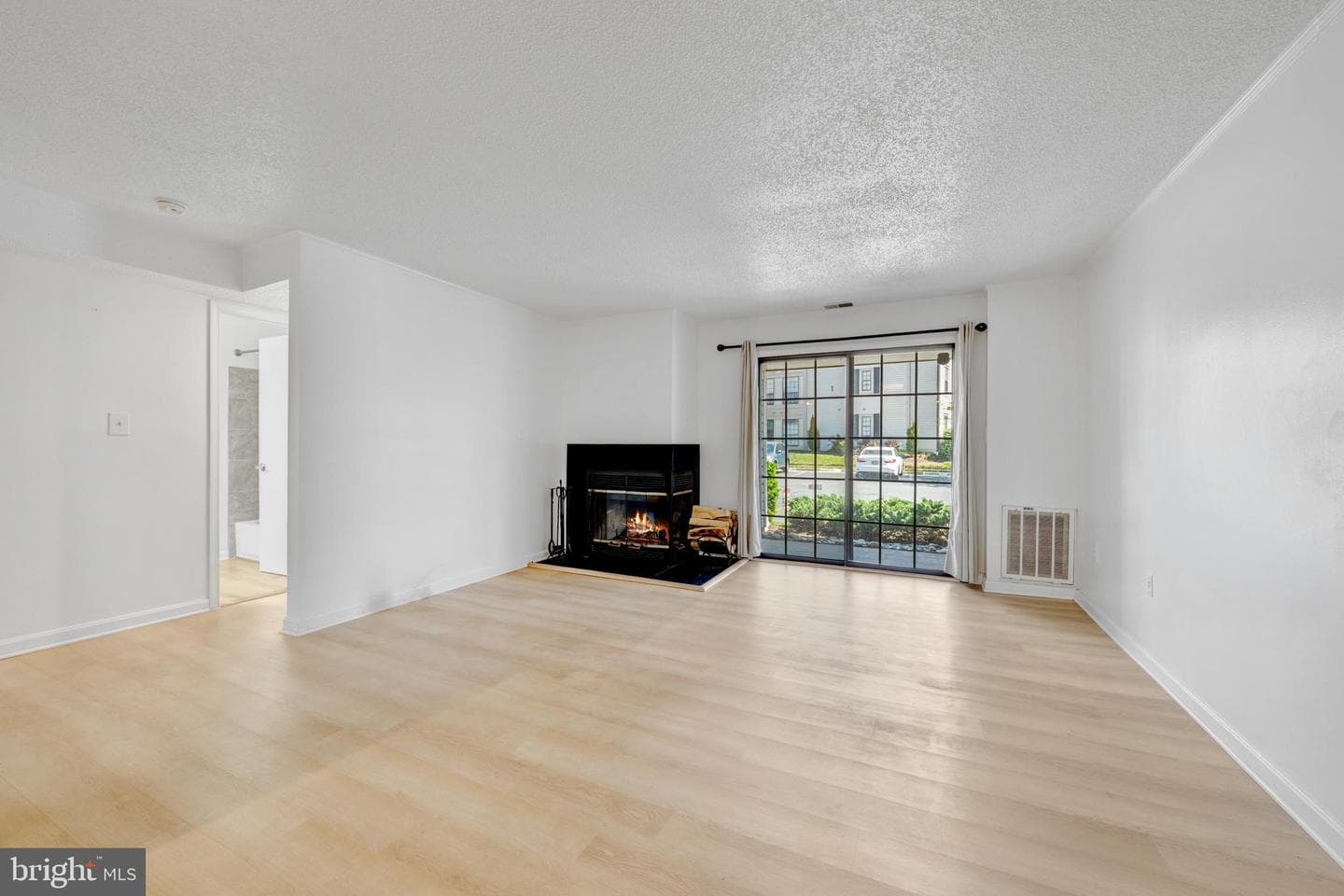 6912 Mary Caroline Circle #b photo 15