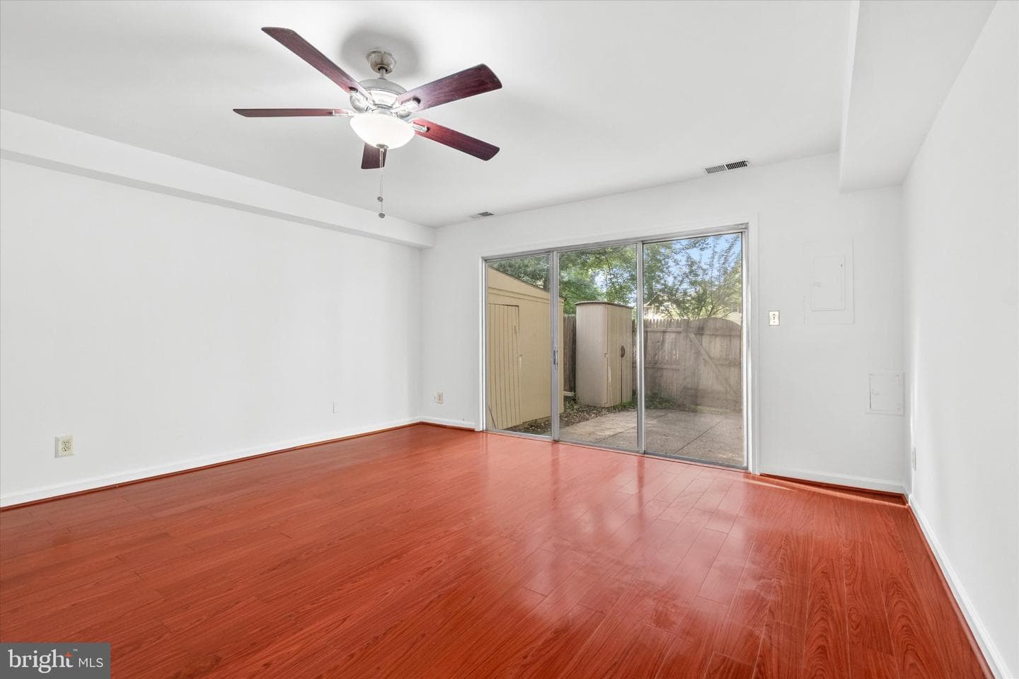 8123 Kingsway Court #268 photo 10