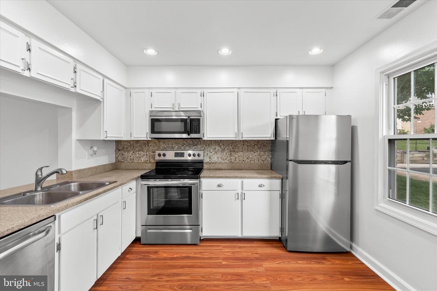 8123 Kingsway Court #268 photo 5