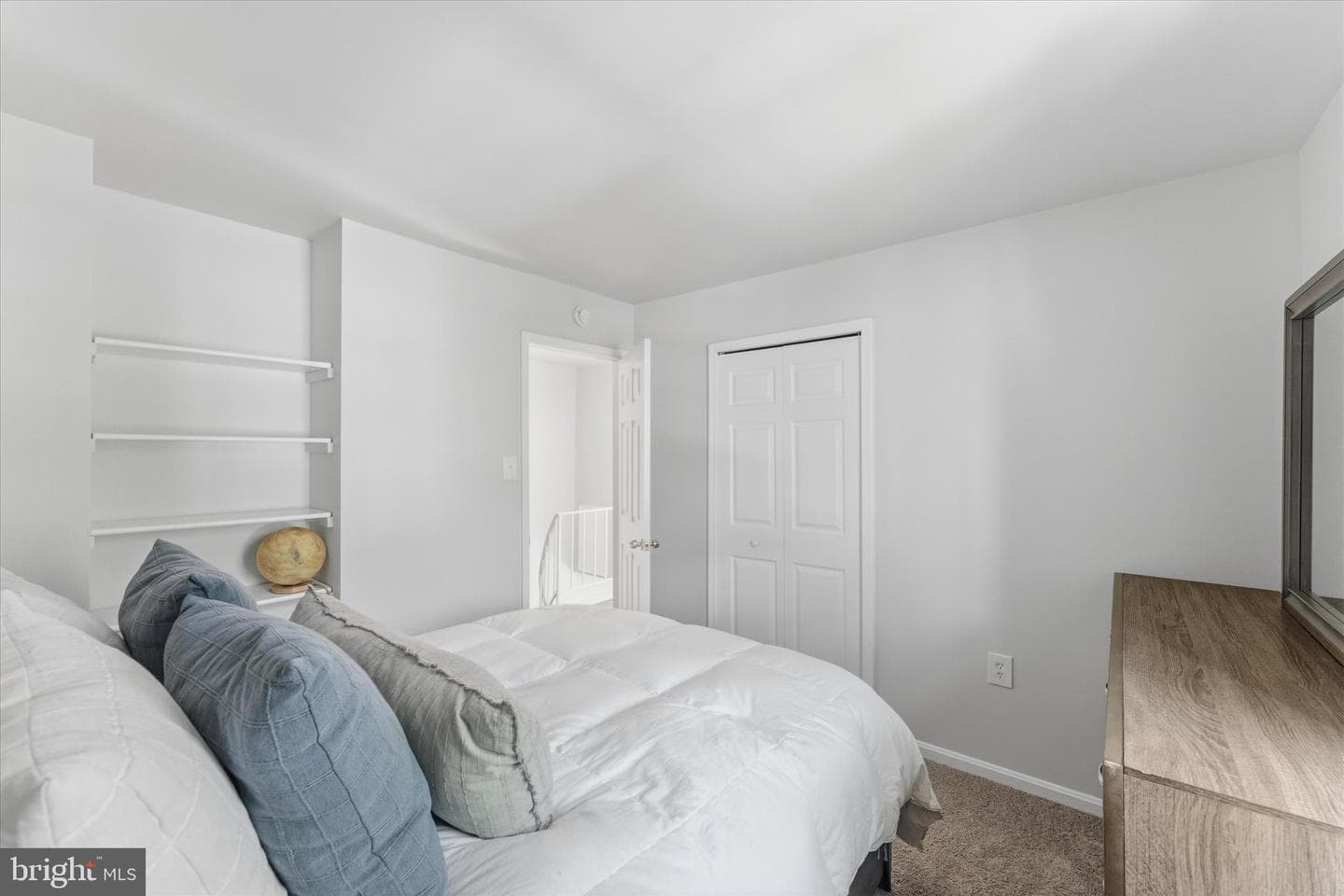 6014 Ticonderoga Court photo 23