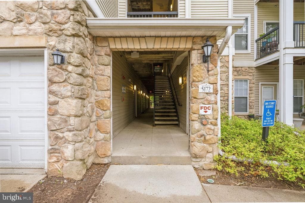 5172 William Colin Court #a photo 32