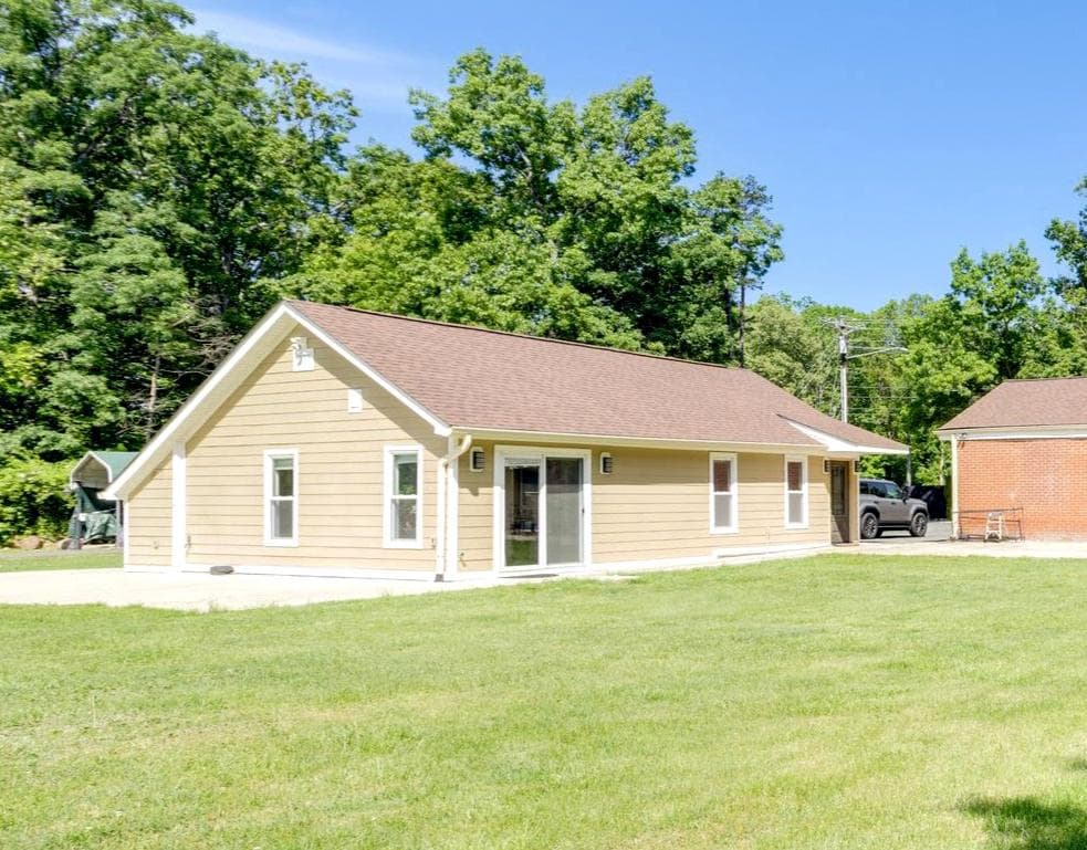 11701 Braddock Rd photo 3