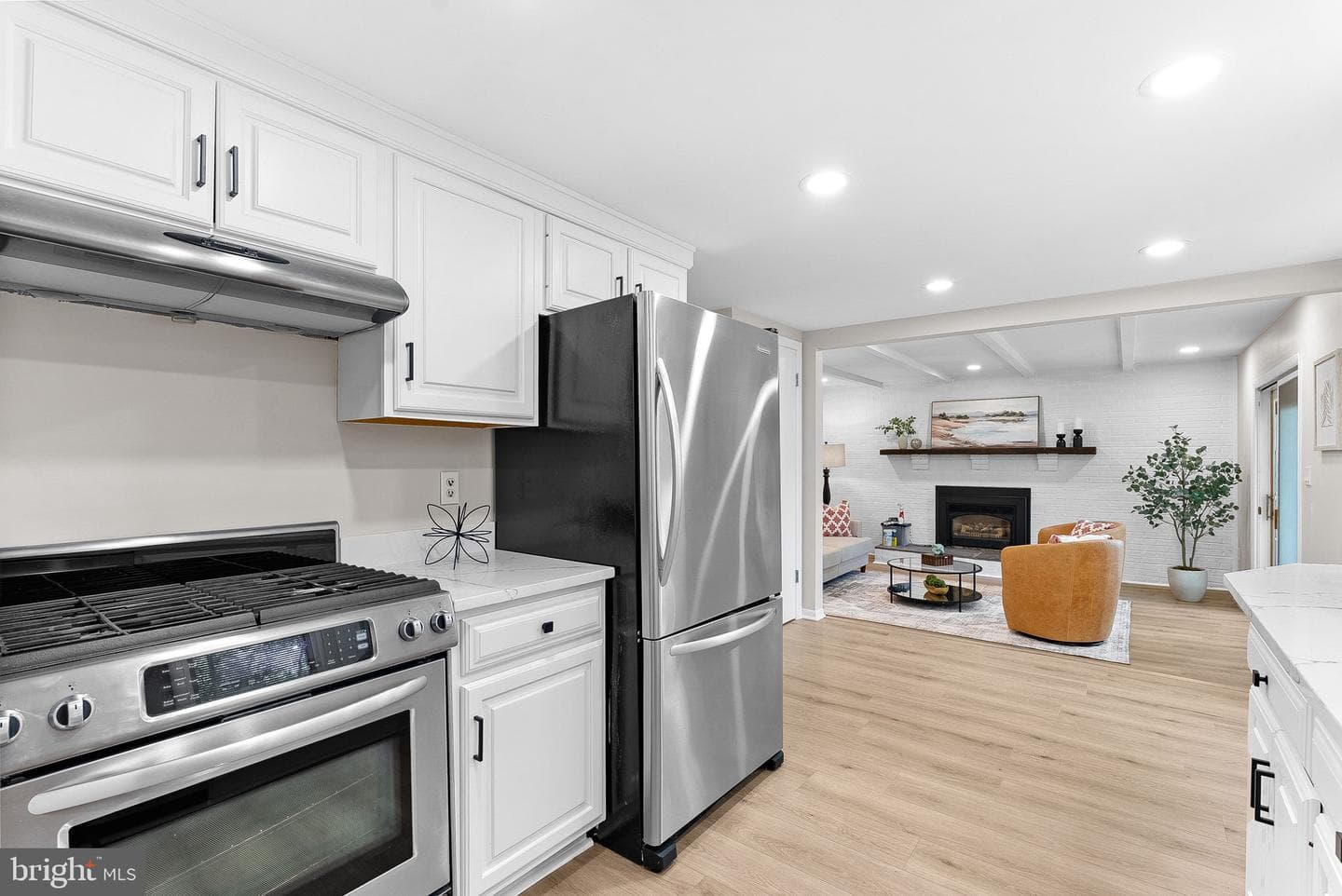 14810 Cranoke Street photo 19