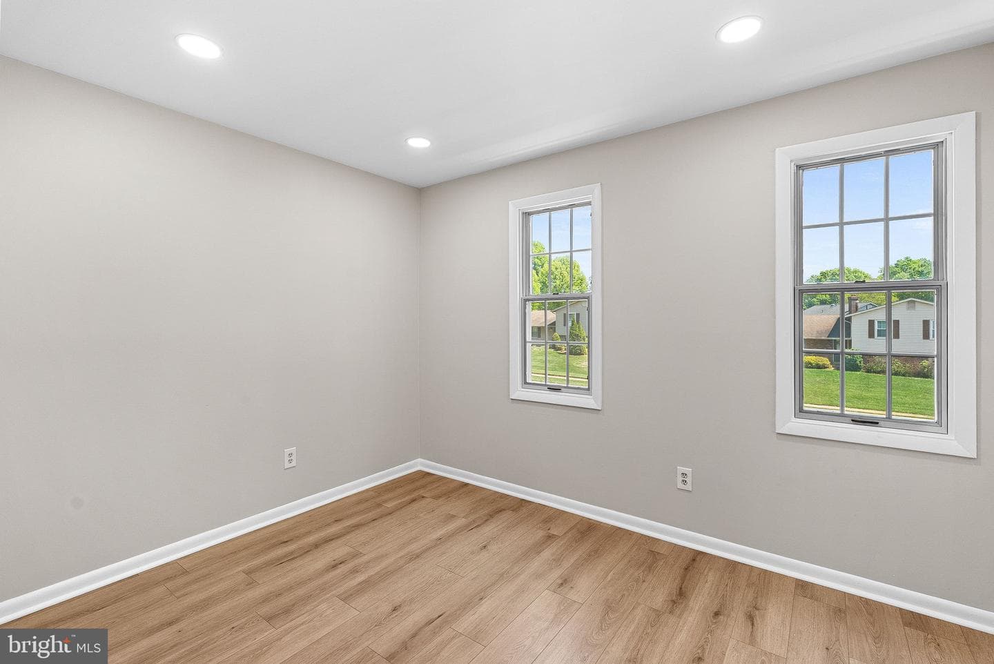 14810 Cranoke Street photo 44