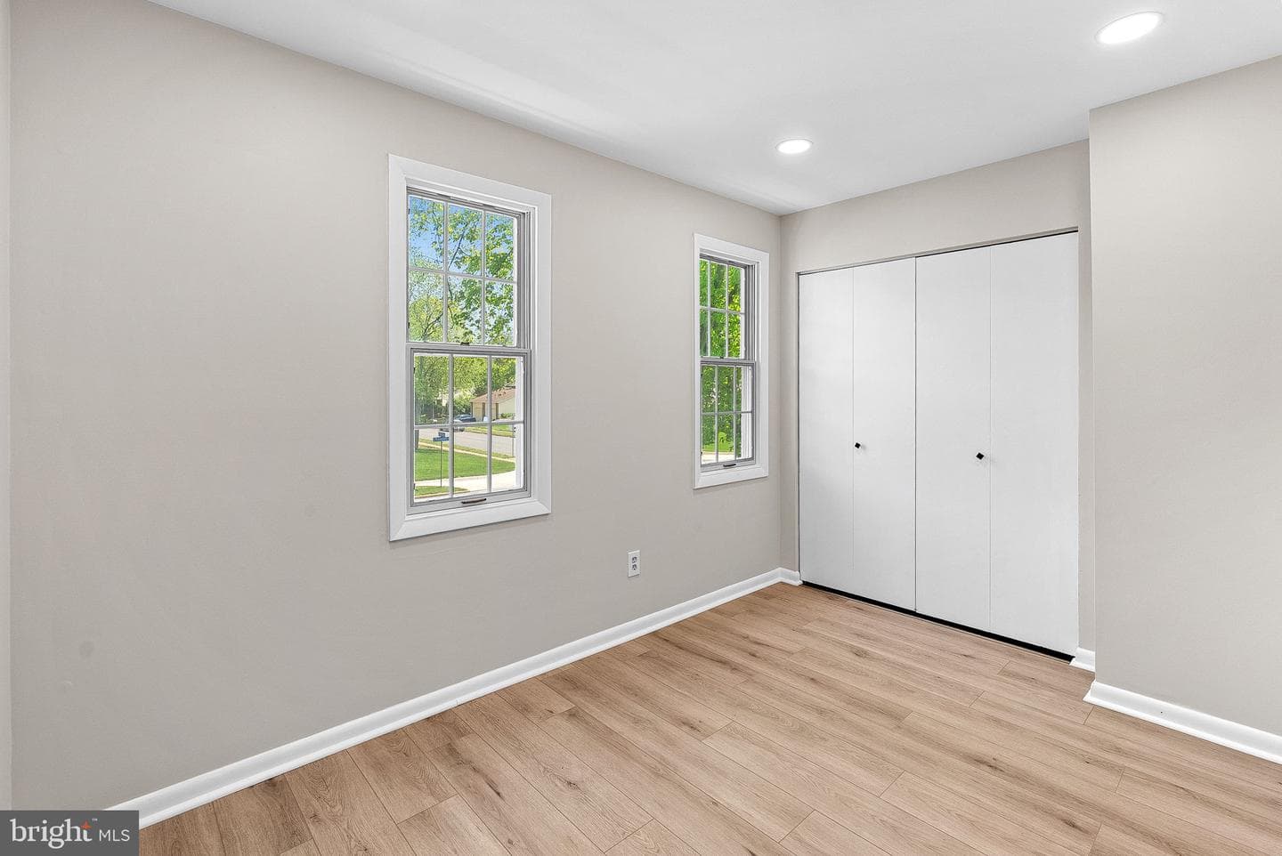 14810 Cranoke Street photo 46