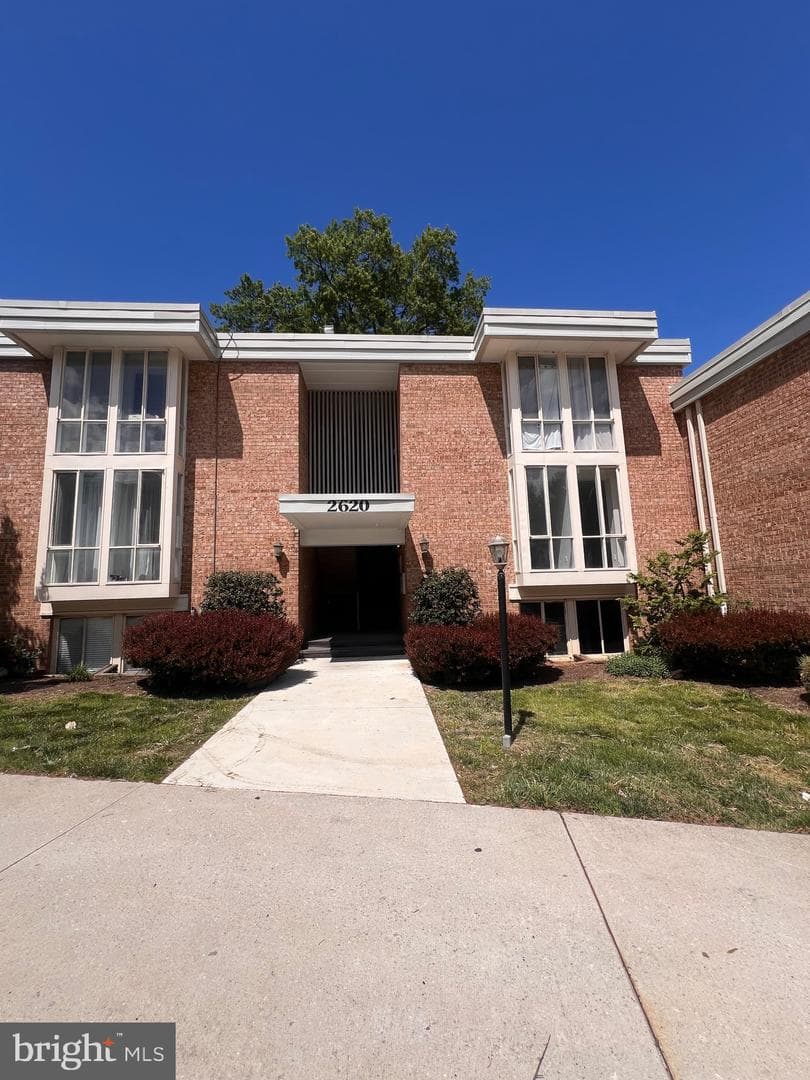 2620 Redcoat Drive #178, Alexandria