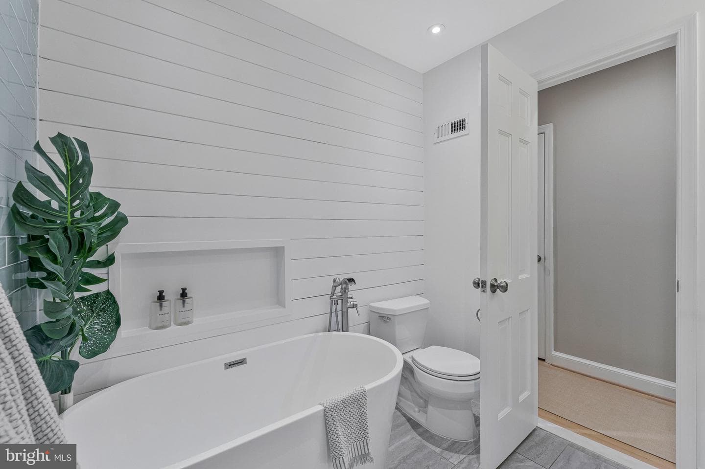 12121 Stirrup Road photo 35