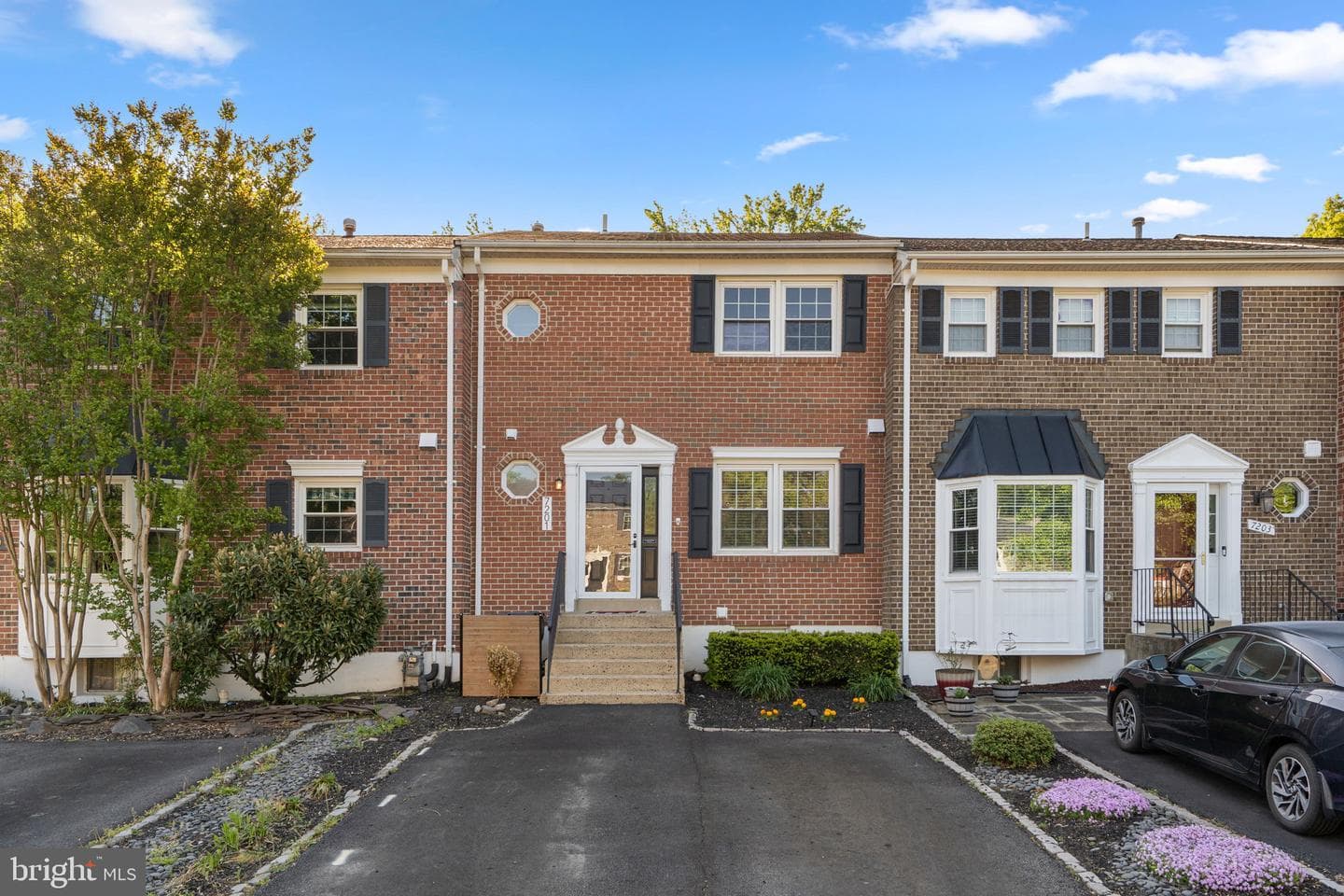 7201 Lake Cove Drive, Alexandria
