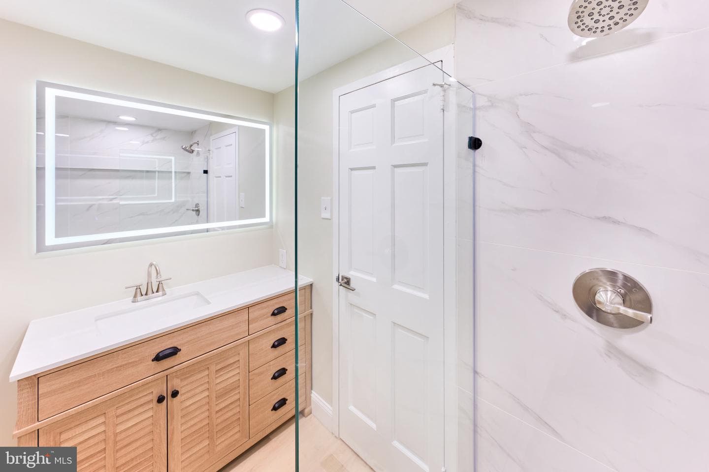 3705 S George Mason Drive #2102s photo 12