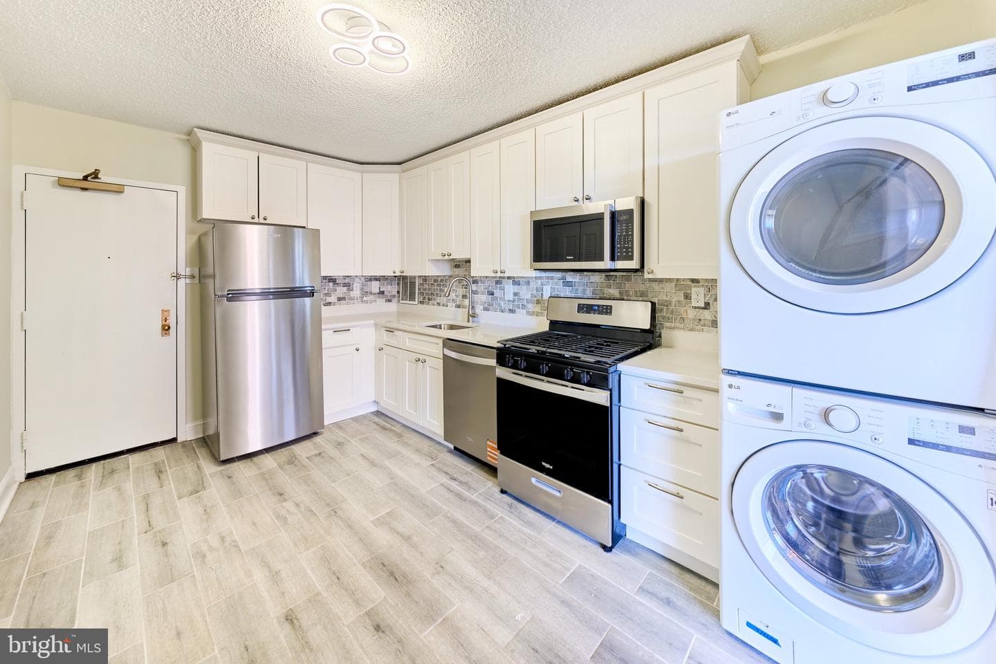 3705 S George Mason Drive #2102s photo 15