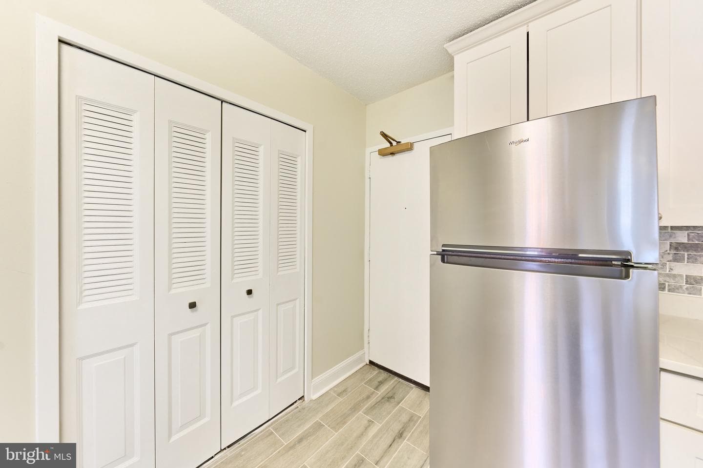 3705 S George Mason Drive #2102s photo 17