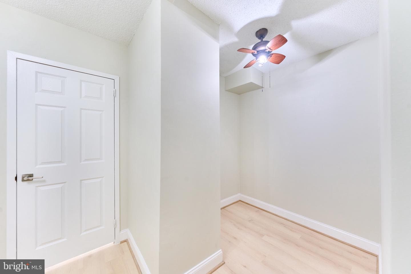 3705 S George Mason Drive #2102s photo 40