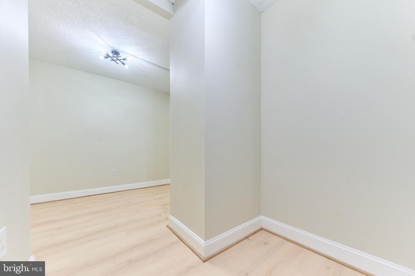 3705 S George Mason Drive #2102s photo 41