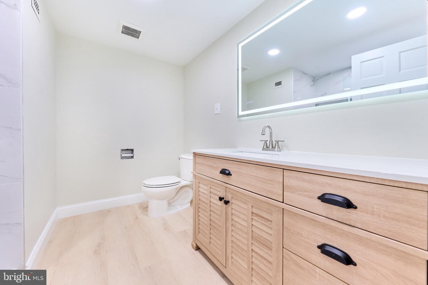 3705 S George Mason Drive #2102s photo 8
