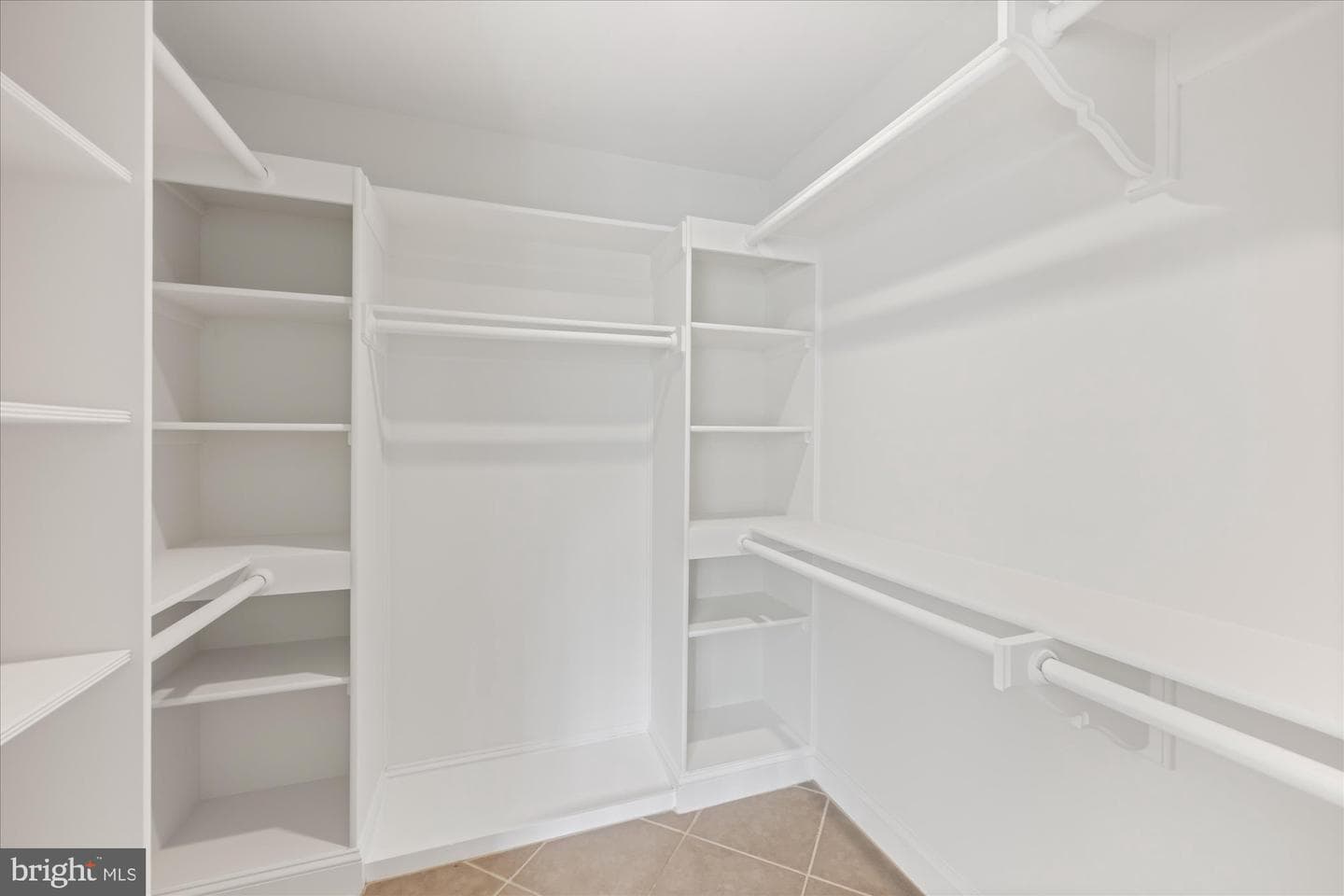 8405 Brookewood Court photo 36
