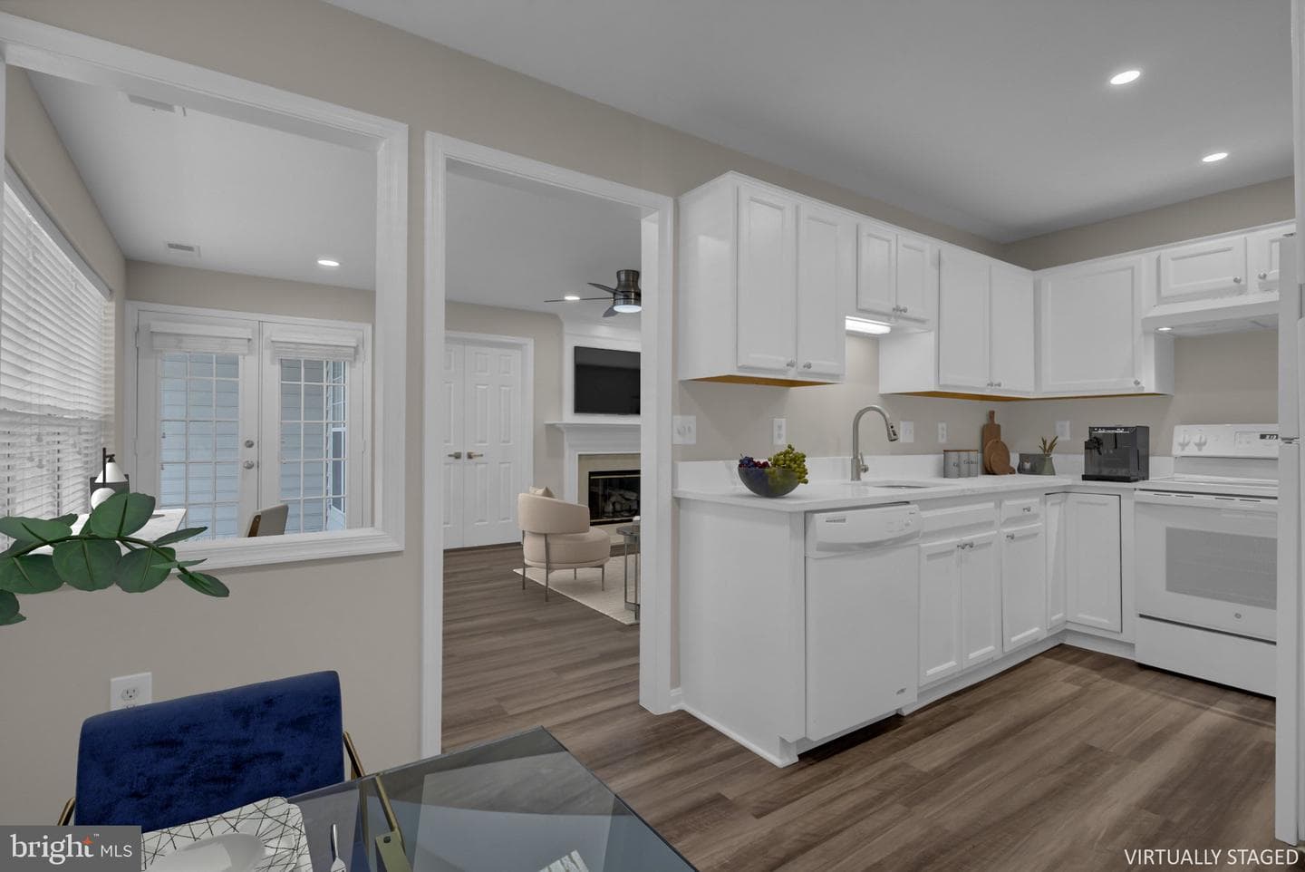 9257 Cardinal Forest Lane #101 photo 2