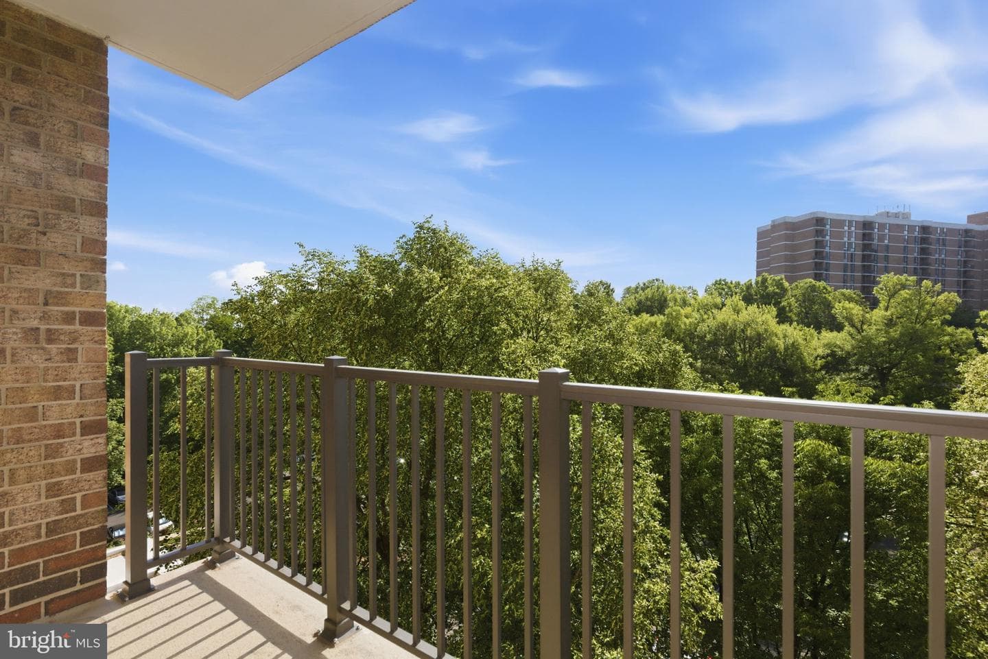 2300 Pimmit Dr # 713 photo 12