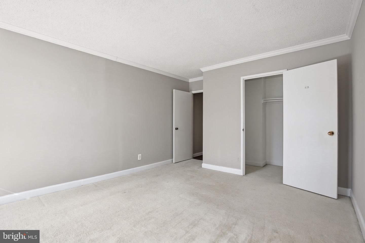 2300 Pimmit Dr # 713 photo 14