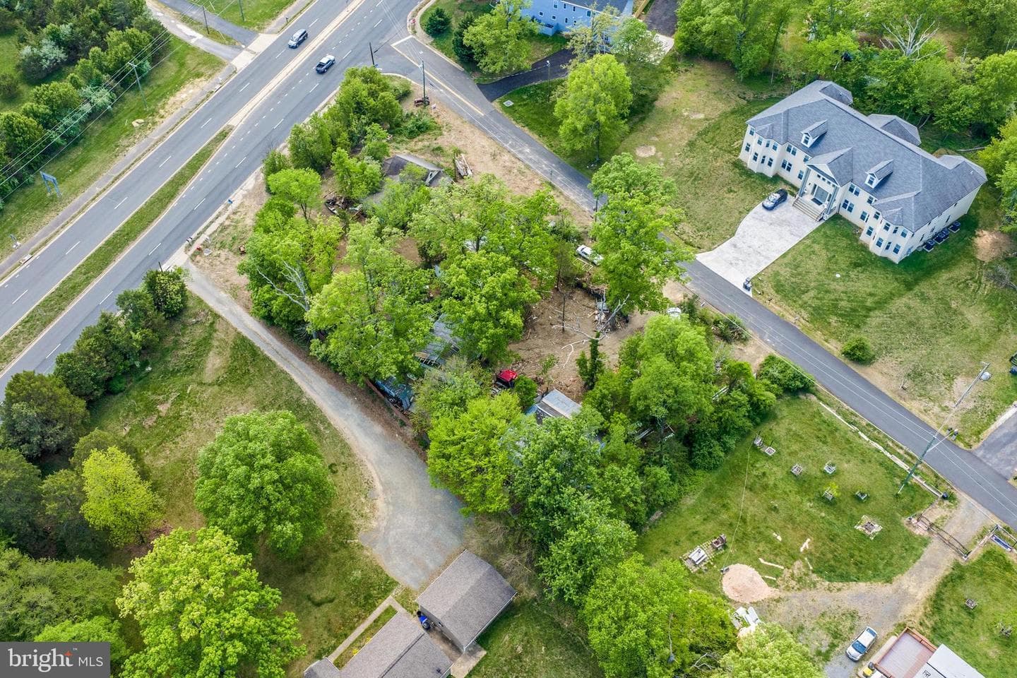 12224 Braddock Road photo 5