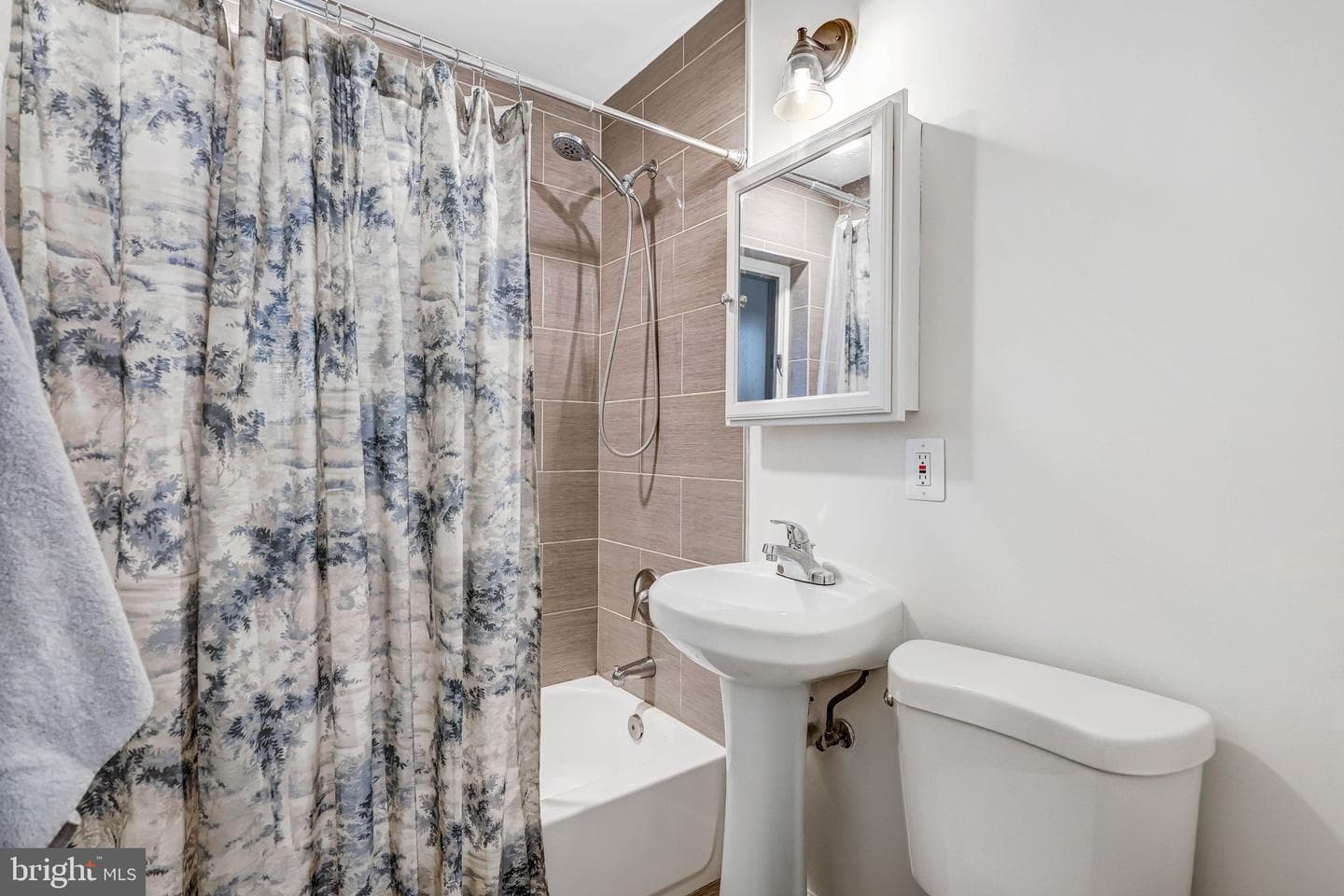 7302 Tyler Avenue photo 26