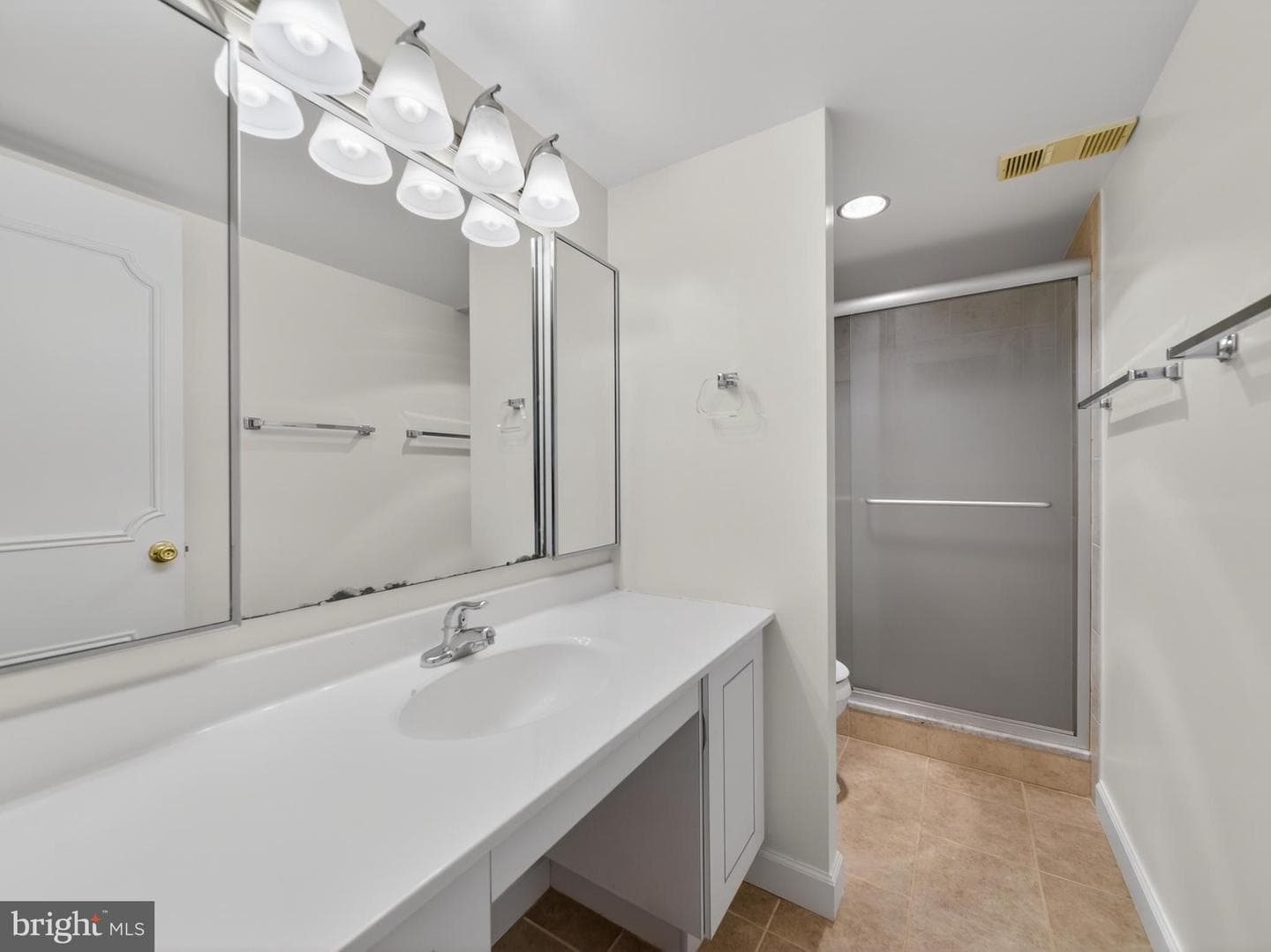 8360 Greensboro Drive #926 photo 27