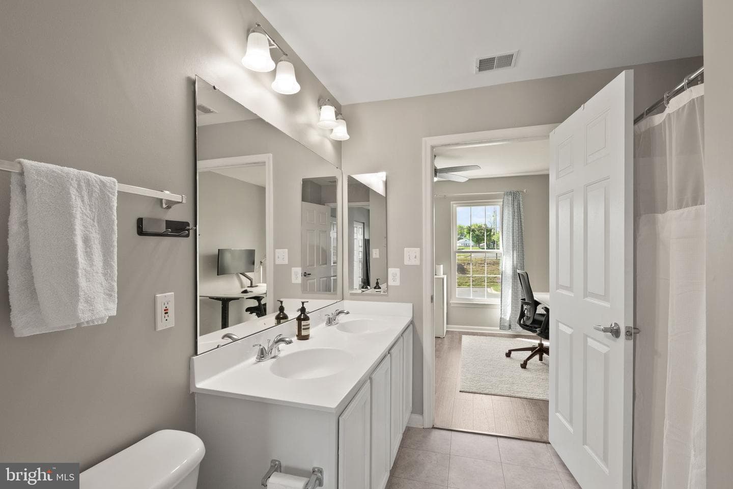 6823 Stone Maple Terrace photo 21
