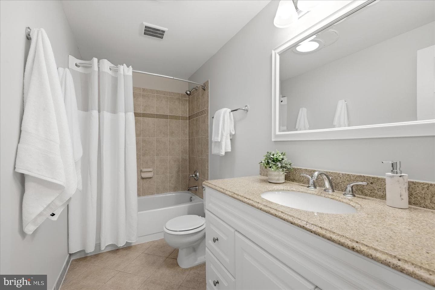 9425 Candleberry Court photo 21