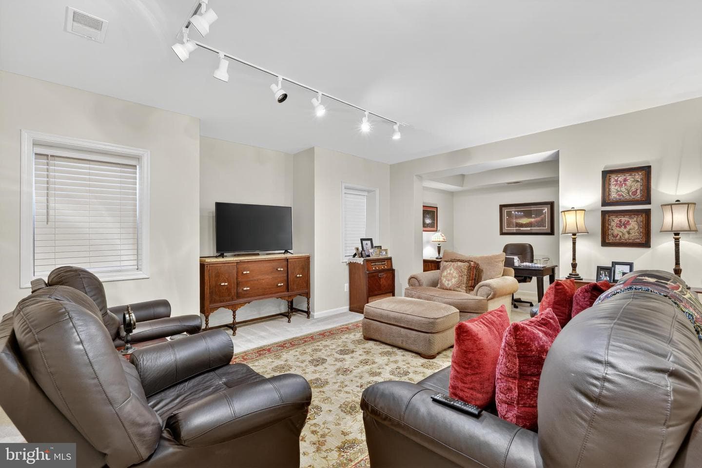 6934 Cove Inlet Court photo 40