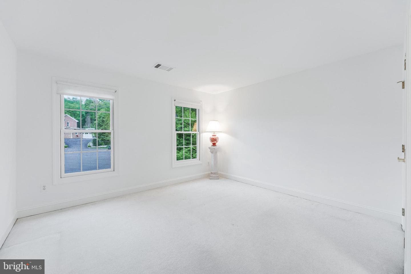 1051 Northfalls Court photo 40