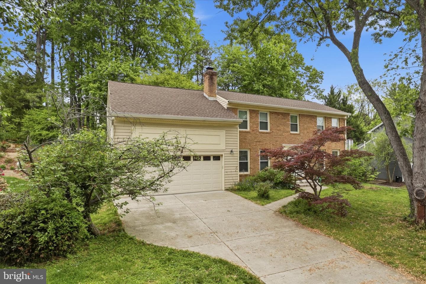 9008 Lake Braddock Drive photo 2