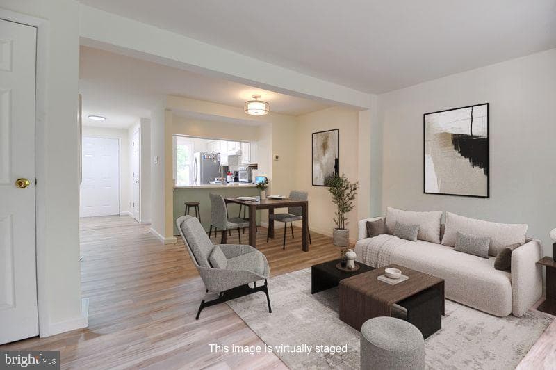 8416 Cedar Falls Court, Springfield