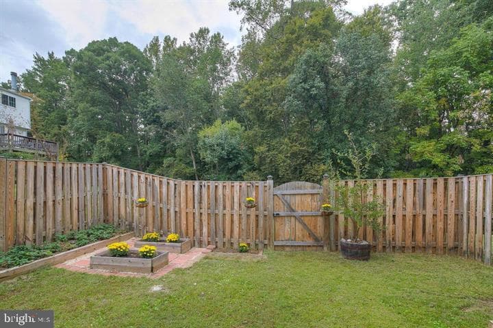 8416 Cedar Falls Court photo 3