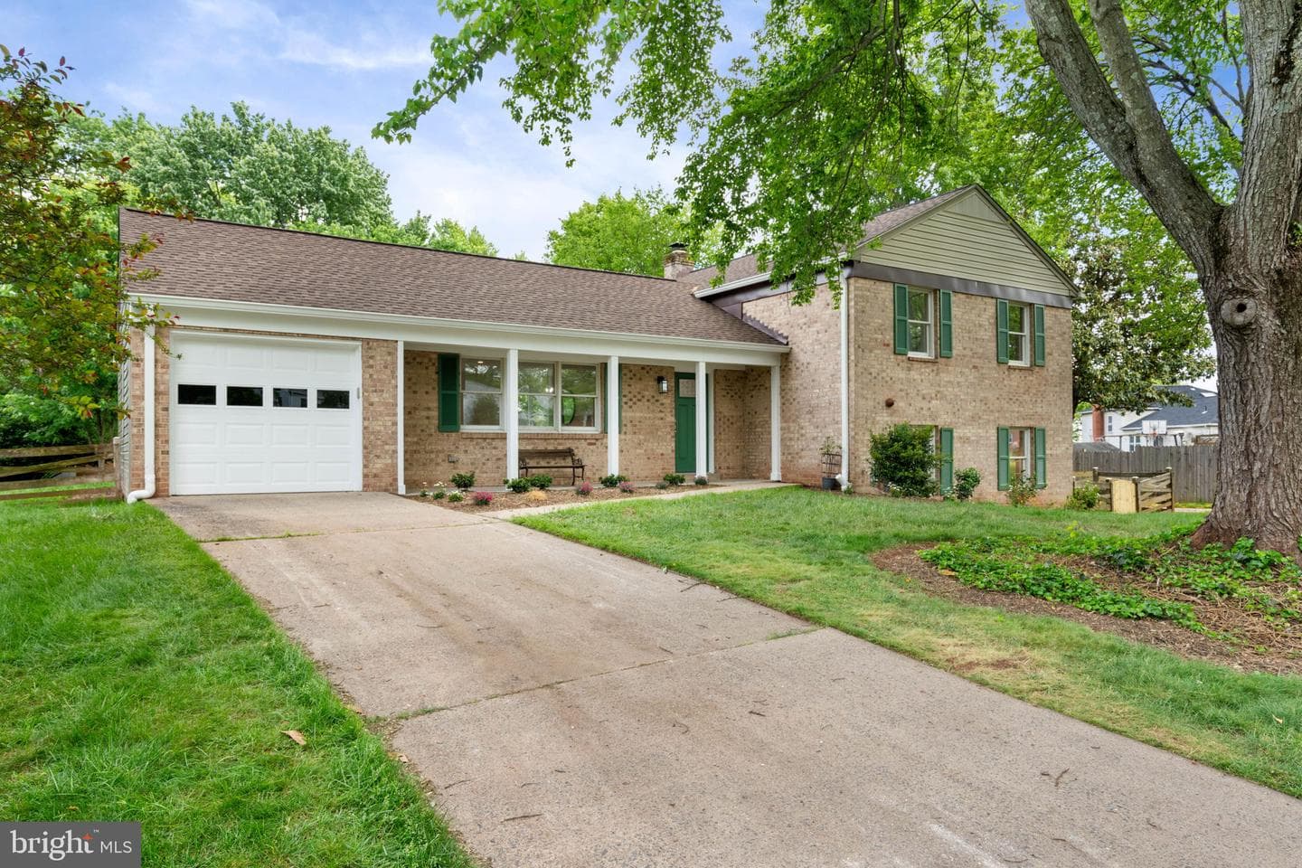 4505 Briarton Drive photo 3