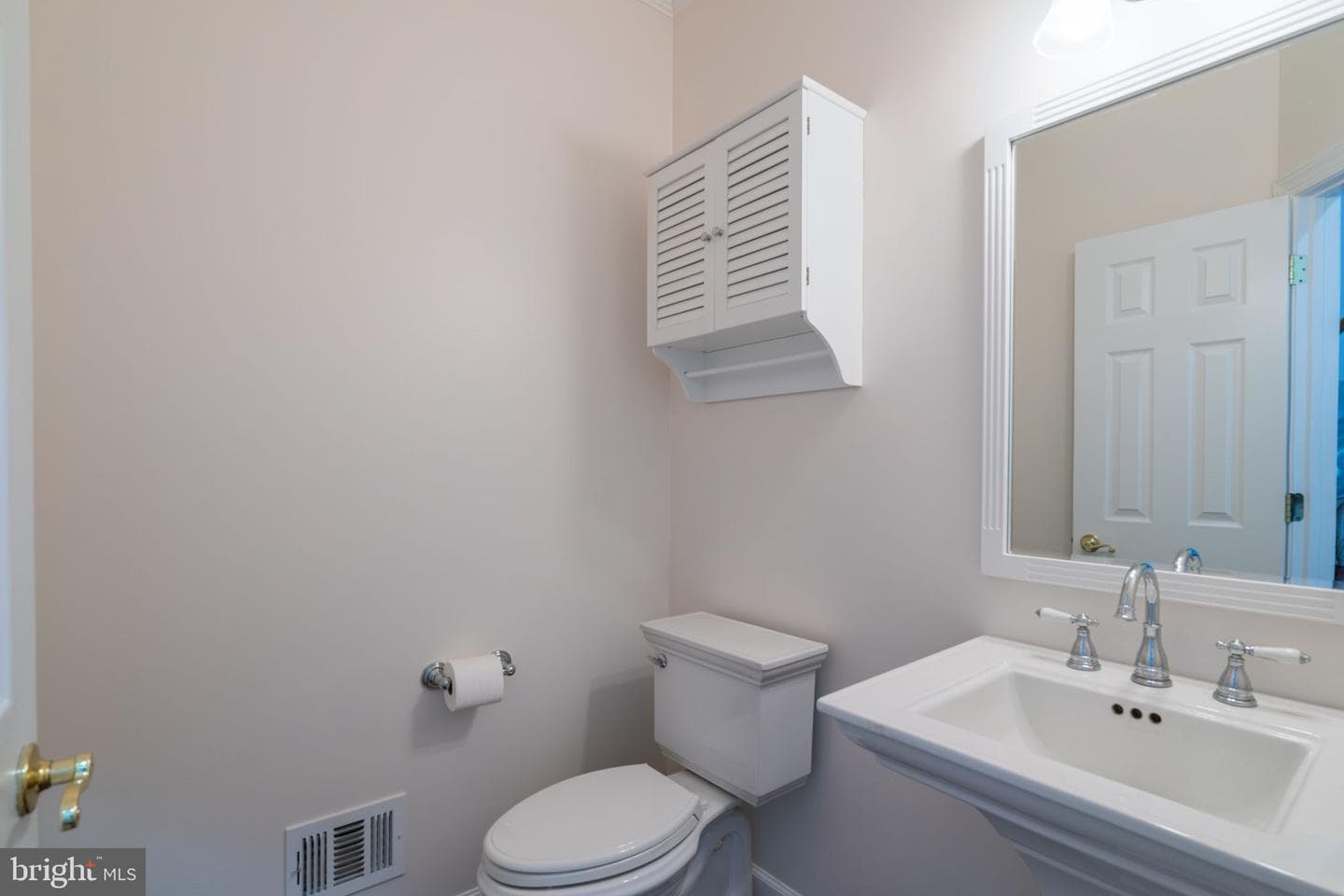 8038 Holland Road photo 25