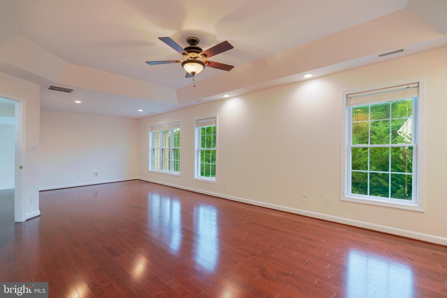 8038 Holland Road photo 29