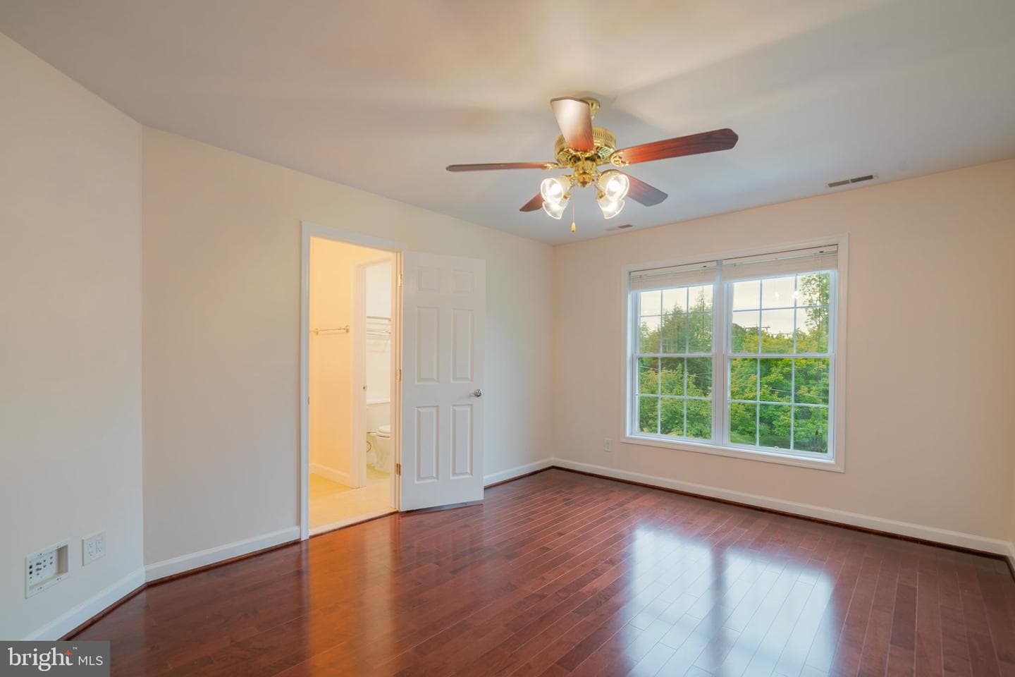 8038 Holland Road photo 40