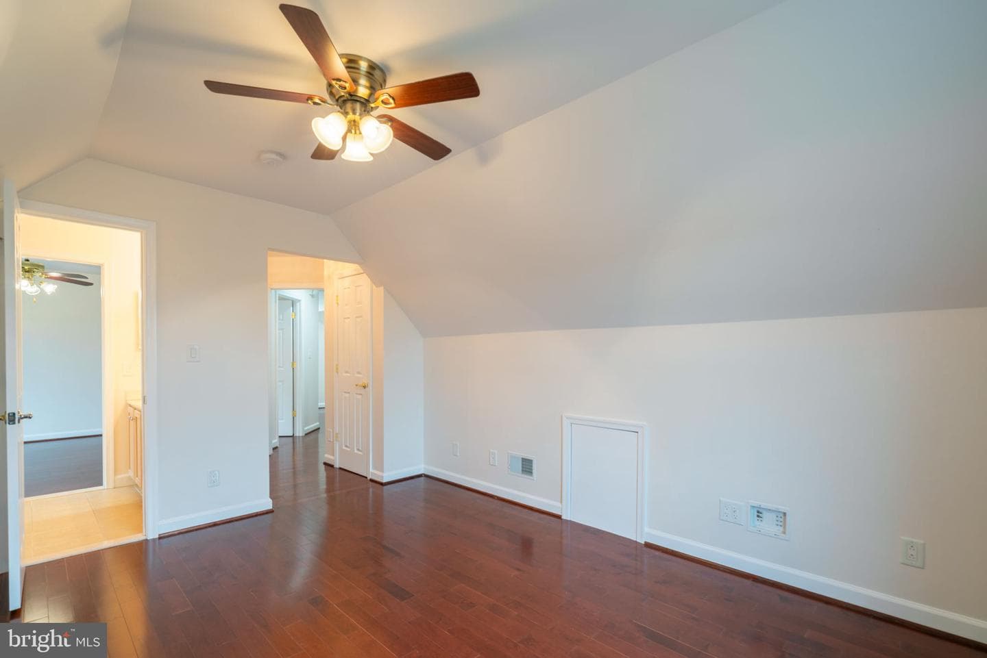 8038 Holland Road photo 43