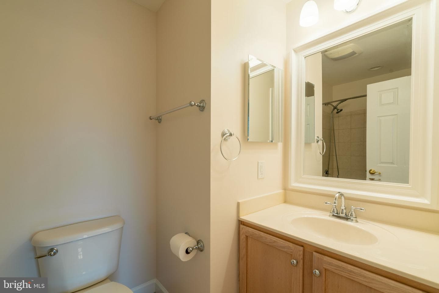 8038 Holland Road photo 50