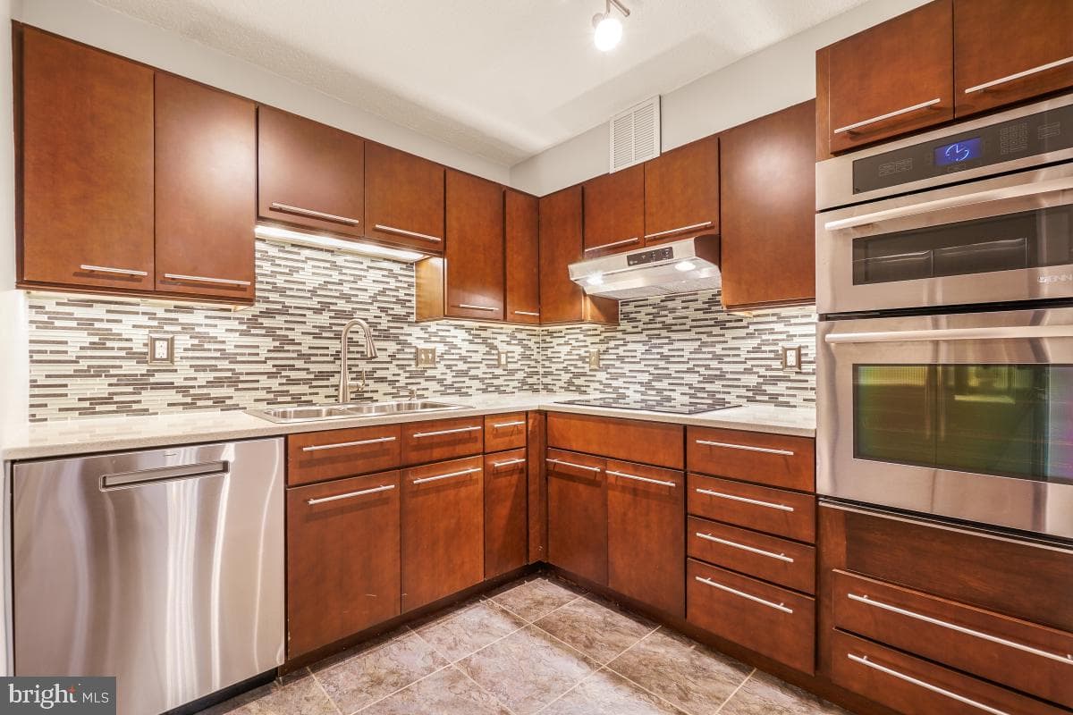 5902 Mount Eagle Drive #1503 photo 13