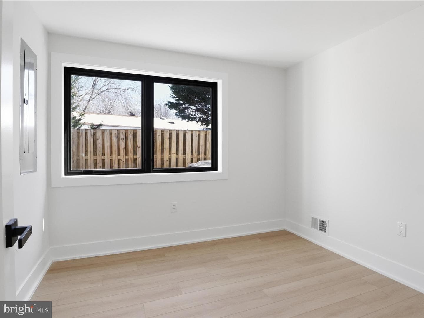 8503 Marquette Street photo 47