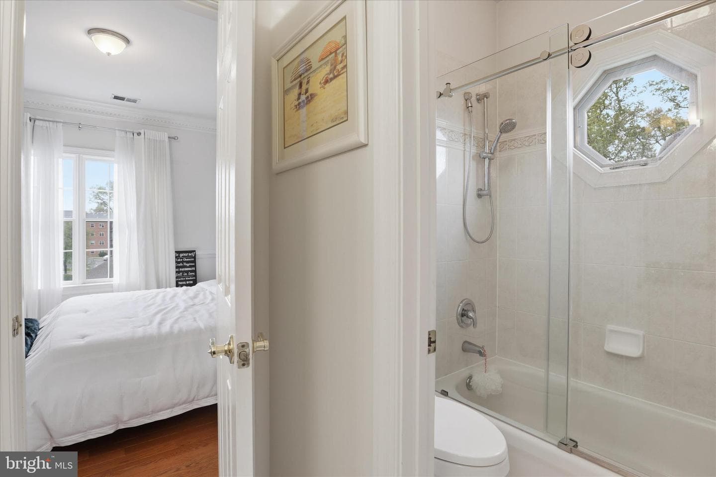 4022 Annandale Road photo 40
