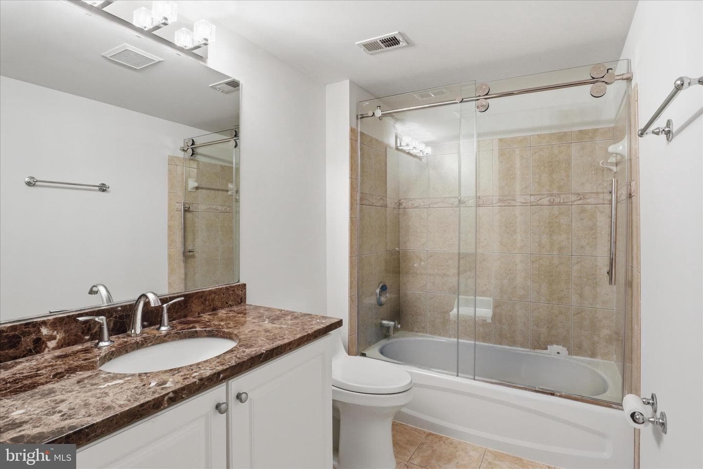 4022 Annandale Road photo 55