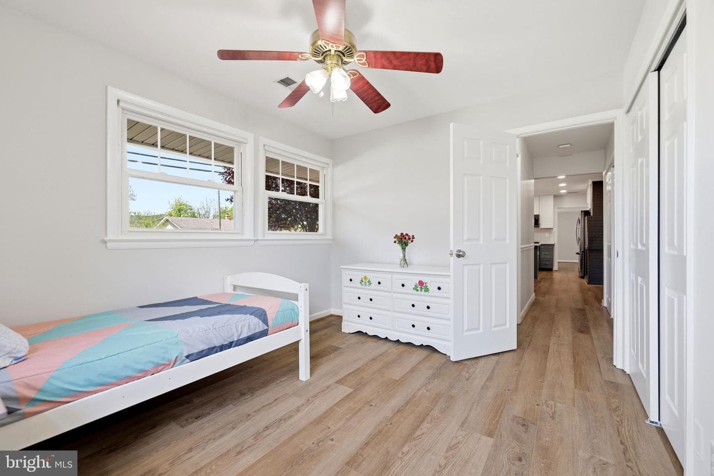 14703 Carlbern Dr photo 31