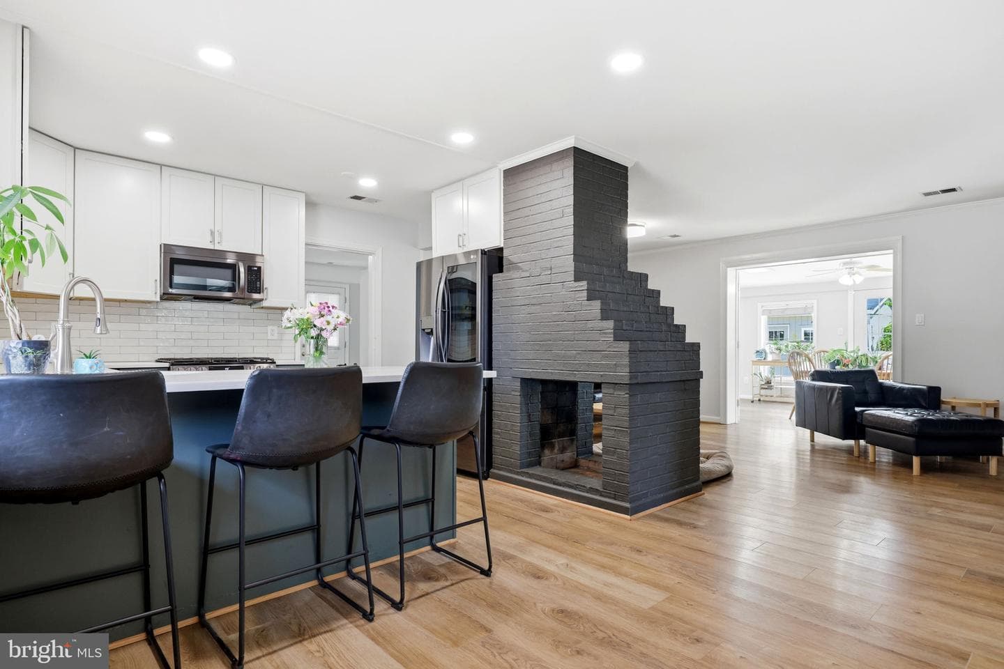 14703 Carlbern Dr photo 8