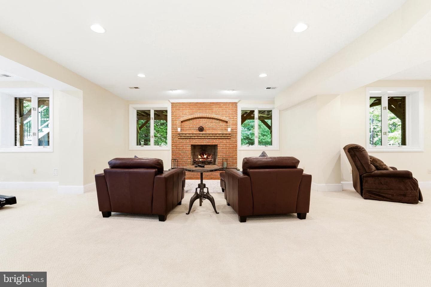 11102 Prince Edward Court photo 82